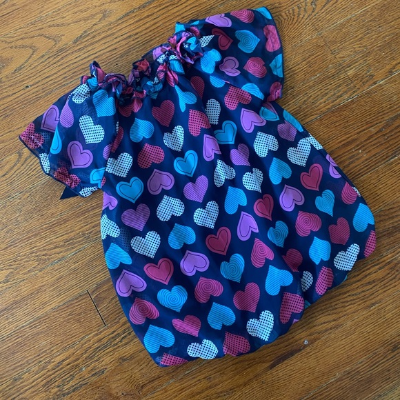🌿3/$10 Hearts & Ruffle top - Picture 2 of 4
